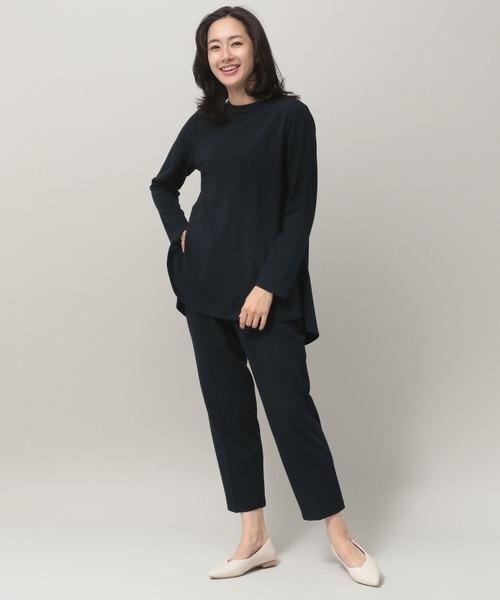 Elura(エルーラ)の「ラクに着るセレモニーモックチュニック(Tシャツ/カットソー・レディース・ブラック/ピンクベージュ/ネイビー・SMALL/MEDIUM/LARGE)」の5枚目の写真