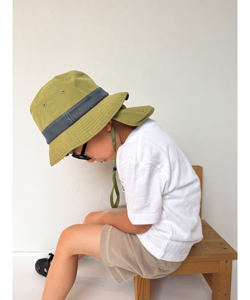 Kids Foret（キッズフォーレ）の「日よけ付メッシュ切替無地撥水ハット・帽子（ハット・キッズ・ラベンダー/ブルー/カーキ/ピンク・54/56/50/52）」の8枚目の写真