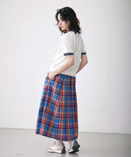 J.PRESS YORK STREET（ジェイプレスヨークストリート）の「【UNISEX】リンガーＴシャツ（Tシャツ/カットソー・メンズ・ホワイト系/ライトグレー系/グレー系・MEDIUM/LARGE/SMALL）」の5枚目の写真