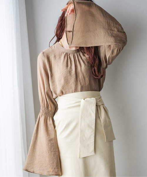 Ambre Ciel（アンブルシエル）の「シアーフレアスリーブブラウス／【WEB/EC限定商品】（シャツ/ブラウス・レディース・ブラック/アイボリー/モカ・FREE）」の15枚目の写真