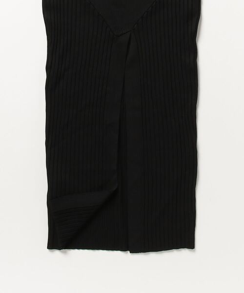 Guess(ゲス)の「Slit Back Julie Skirt(スカート・レディース・ブラック/クリーム・MEDIUM/X-SMALL/SMALL)」の4枚目の写真