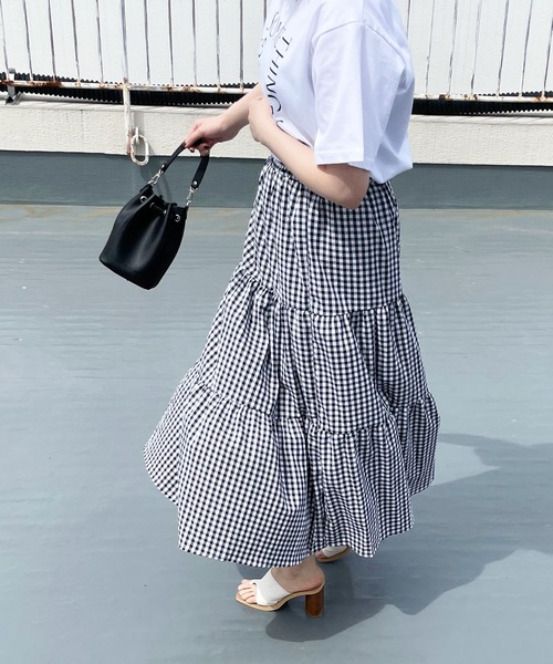 Reurie'(レウリィ)の「【ZOZO限定】ギンガムチェックスカート / ティアード フレア ロングスカート ロング丈 モノトーン ガーリー 大人カジュアル バレエコア ブラック ホワイト 白 黒 ウエストゴム(スカート・レディース・ブラック・FREE)」の14枚目の写真