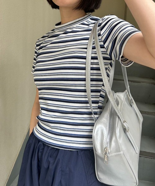 mebole(メボレ)の「リブコンパクトボーダートップス(Tシャツ/カットソー・レディース・ピンク/ネイビー/ホワイト/ブラウン・FREE)」の22枚目の写真