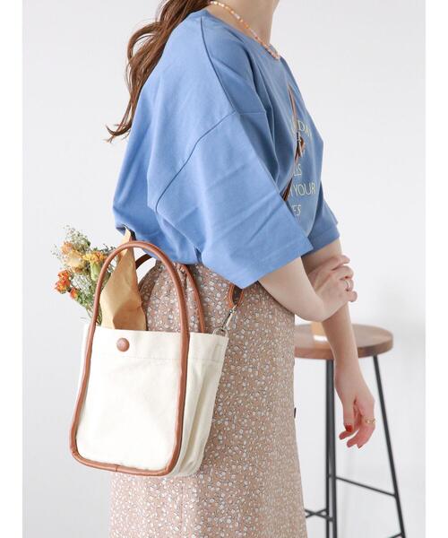 ehka sopo（エヘカソポ）の「ロゴ刺繍Tシャツ（Tシャツ/カットソー・レディース・ブラック/サックスブルー/オフホワイト・F）」の15枚目の写真