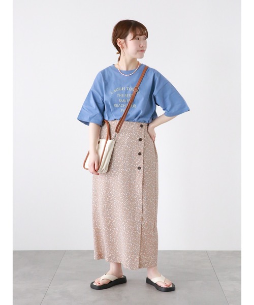 ehka sopo（エヘカソポ）の「ロゴ刺繍Tシャツ（Tシャツ/カットソー・レディース・ブラック/サックスブルー/オフホワイト・F）」の11枚目の写真