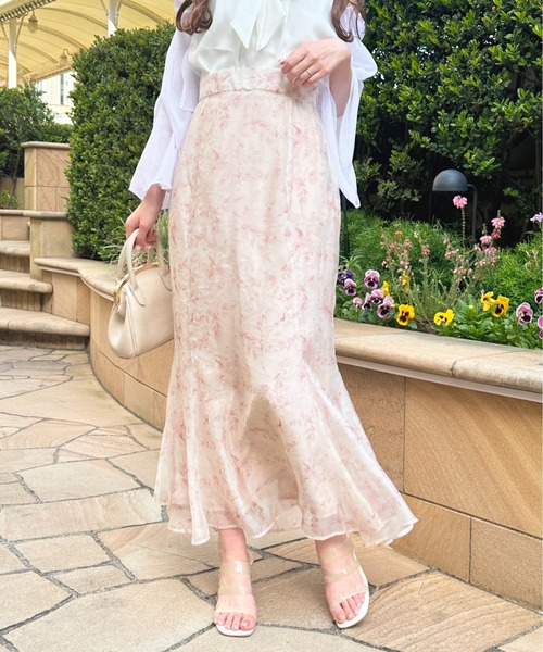 apres jour（アプレジュール）の「フラワーシアーマーメイド