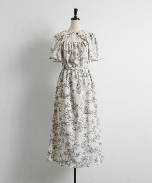 tocco closet(トッコ クローゼット)の「【ZOZO限定】りぼん付きケープライクトワルドジュイプリントワンピース(ワンピース・レディース・オフホワイト/アイボリー・M)」の12枚目の写真