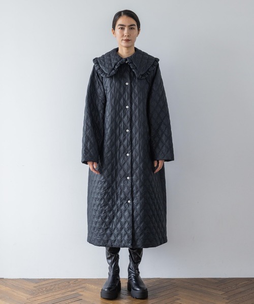 yuw（ユウ）の「フリルカラーキルティングコート 970755（ナイロン