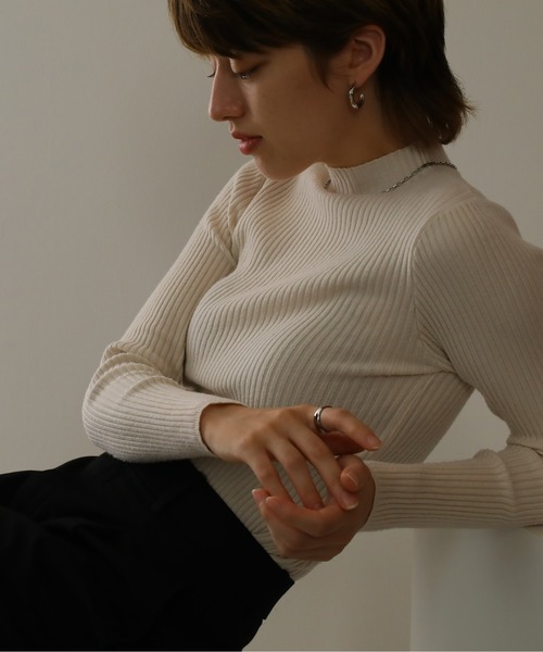 ORLEAN(オルレアン)の「【ORLEAN】シンプルラウンドリング 幅6mm 316L 9号 11号(リング・レディース・ゴールド/シルバー・9号/11号)」の5枚目の写真