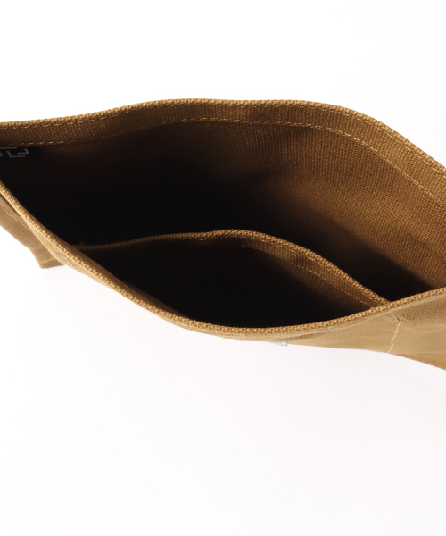 417 EDIFICE（フォーワンセブンエディフィス）の「【RAMIDUS×CARHART】 NEWSPAPER BAG（クラッチバッグ・メンズ・ホワイト/ブラウン・FREE）」の11枚目の写真