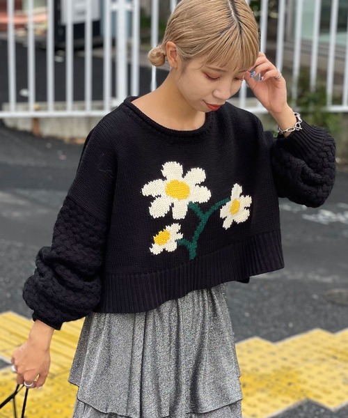 CIAOPANIC(チャオパニック)の「花柄ハンドライクローゲージニットプルオーバー(ニット/セーター・レディース・ブラック/ホワイト・FREE)」の22枚目の写真