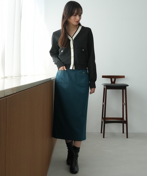 TRUDEA（トルディア）の「スポンディッシュ配色Vネックカーディガン（カーディガン/ボレロ・レディース・ブラック/アイボリー・MEDIUM/LARGE）」の13枚目の写真