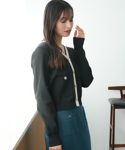 TRUDEA（トルディア）の「スポンディッシュ配色Vネックカーディガン（カーディガン/ボレロ・レディース・ブラック/アイボリー・MEDIUM/LARGE）」の9枚目の写真