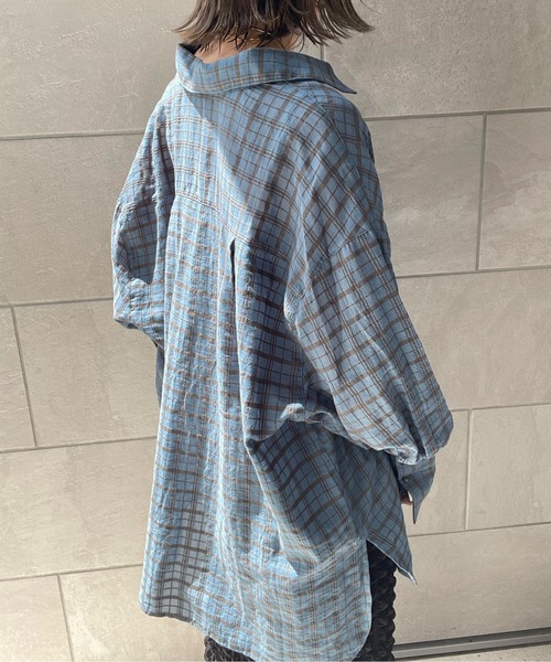 y/m by misato（イムバイミサト）の「シアーサッカーチェックシャツ（シャツ/ブラウス・レディース・ブルー/チャコールグレー・FREE）」の17枚目の写真