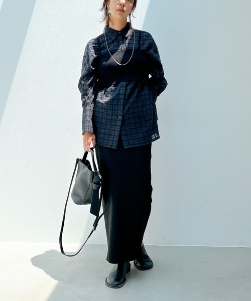 y/m by misato（イムバイミサト）の「シアーサッカーチェックシャツ（シャツ/ブラウス・レディース・ブルー/チャコールグレー・FREE）」の18枚目の写真