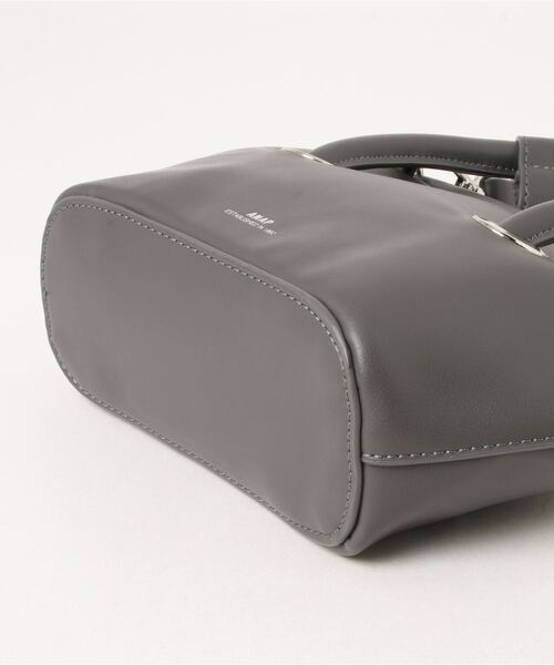 ANAP（アナップ）の「2WAYミニボストンバッグ（ショルダーバッグ・レディース・キャメル/ライトピンク/ダークグレー・FREE）」の4枚目の写真