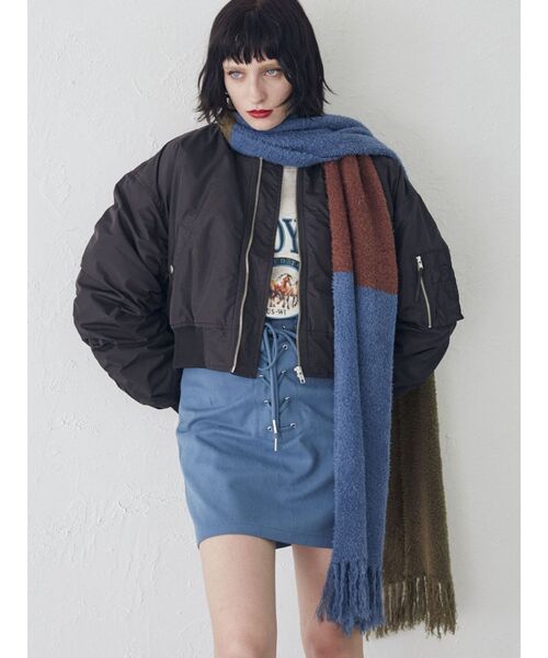 jouetie（ジュエティ）の「ボリュームニットマフラー（マフラー・レディース・ブラック/カーキ/パープル・FREE）」の3枚目の写真