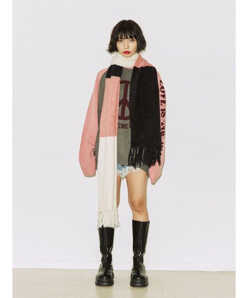 jouetie（ジュエティ）の「ボリュームニットマフラー（マフラー・レディース・ブラック/カーキ/パープル・FREE）」の8枚目の写真