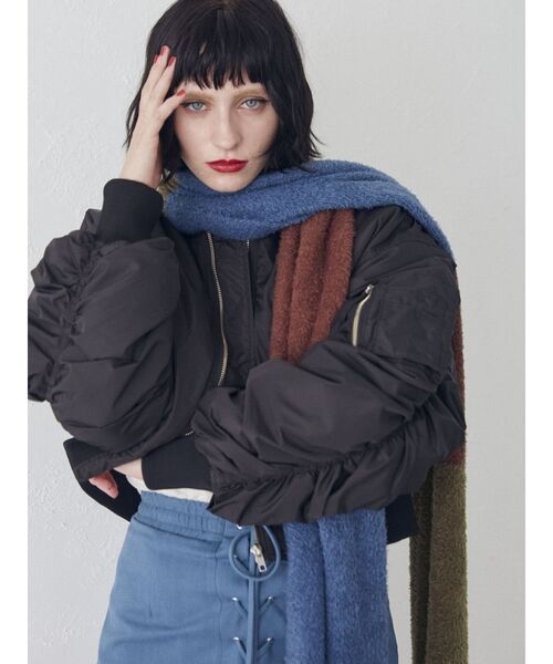 jouetie（ジュエティ）の「ボリュームニットマフラー（マフラー・レディース・ブラック/カーキ/パープル・FREE）」の13枚目の写真