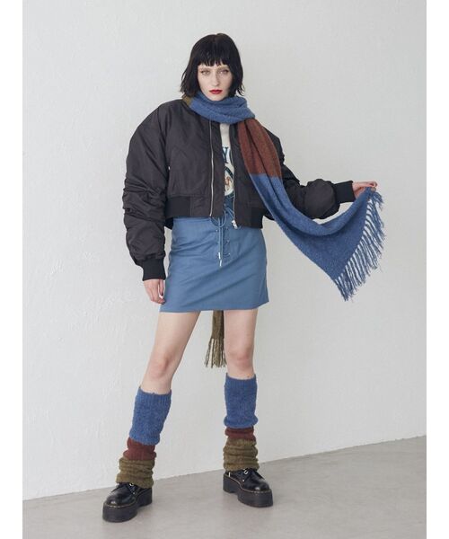 jouetie（ジュエティ）の「ボリュームニットマフラー（マフラー・レディース・ブラック/カーキ/パープル・FREE）」の18枚目の写真