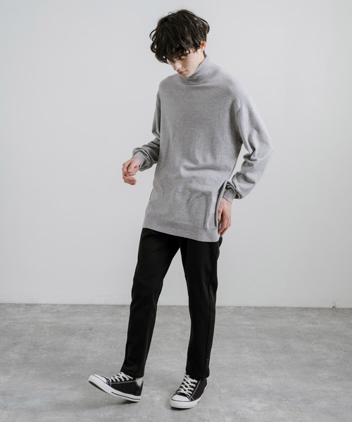 Rocky Monroe(ロッキーモンロー)の「オーバーサイズ ミドルゲージタートルネックニット(ニット/セーター・メンズ・ブラック/エメラルド/ベージュ/ライトグレー/ブラウン/オフホワイト/チャコールグレー・M/L)」の16枚目の写真