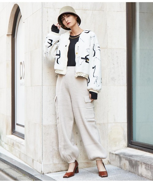 Settimissimo（セッティミッシモ）の「アルパカタッチ ニット カーゴパンツ ニットパンツ（カーゴパンツ・レディース・アイボリー/グレー・FREE）」の9枚目の写真