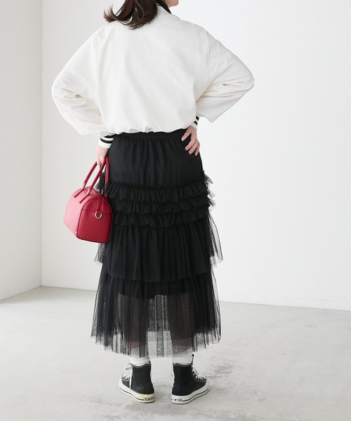 BONLECILL(ボンルシール)の「ラインリブ配色刺繍ドロストナイロンブルゾン(ナイロンジャケット・レディース・レッド/アイボリー/ブラック/チャコールグレー・FREE)」の12枚目の写真