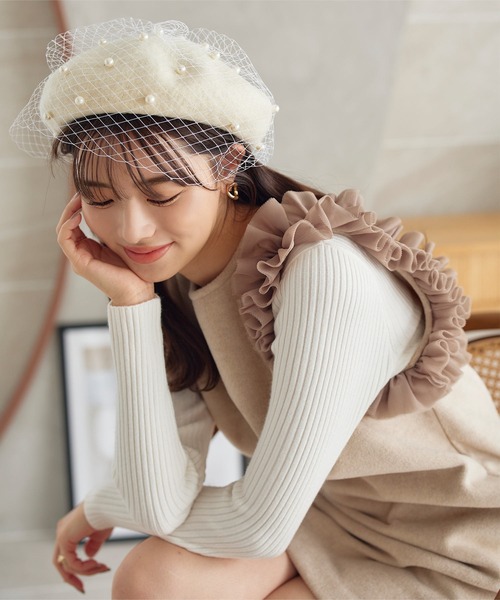 KOBE LETTUCE(コウベレタス)の「パールチュールベレー帽(ハンチング/ベレー帽・レディース・ブラック/オフホワイト/グレー・FREE)」の4枚目の写真