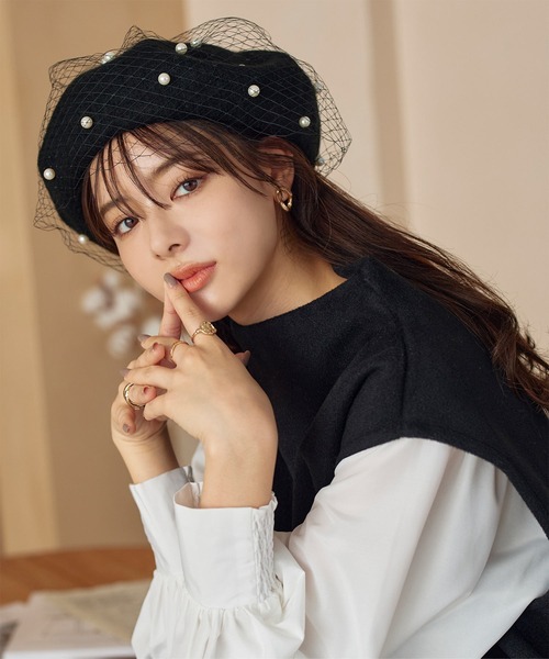 KOBE LETTUCE(コウベレタス)の「パールチュールベレー帽(ハンチング/ベレー帽・レディース・ブラック/オフホワイト/グレー・FREE)」の5枚目の写真