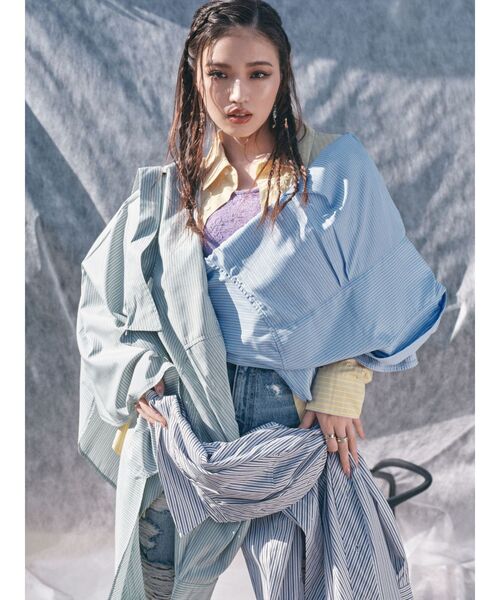 EVRIS（エヴリス）の「SUNNYストライプオーバーサイズシャツ（シャツ/ブラウス・レディース・ホワイト/イエロー/ブルー/グリーン・FREE）」の6枚目の写真