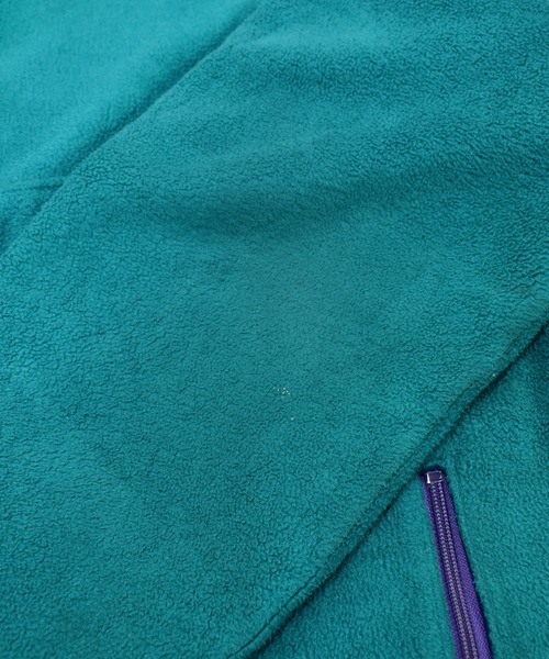 L.L.Bean(エルエルビーン)の「【ヴィンテージ古着】90's L.L.Bean / エルエルビーン ロゴ刺繍 フルジップ フリースジャケット USA製(ブルゾン・メンズ・グリーン・LARGE)」の4枚目の写真