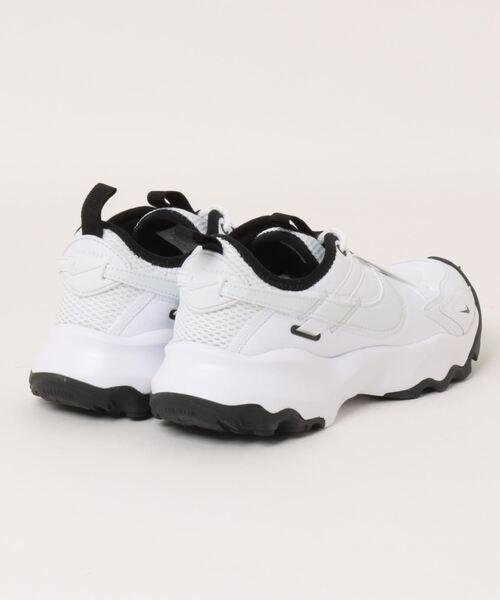 NIKE(ナイキ)の「【NIKE】DR7851-100 ナイキ ウィメンズ TC 7900(スニーカー・レディース・ホワイト・23cm/23.5cm/24cm/24.5cm/25cm)」の2枚目の写真