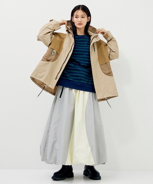 CITY TOKYO（シティトウキョウ）の「カーブポケットオーバーサイズマウンテンパーカー（ブルゾン・レディース・ベージュ/ブラック・2/1）」の10枚目の写真