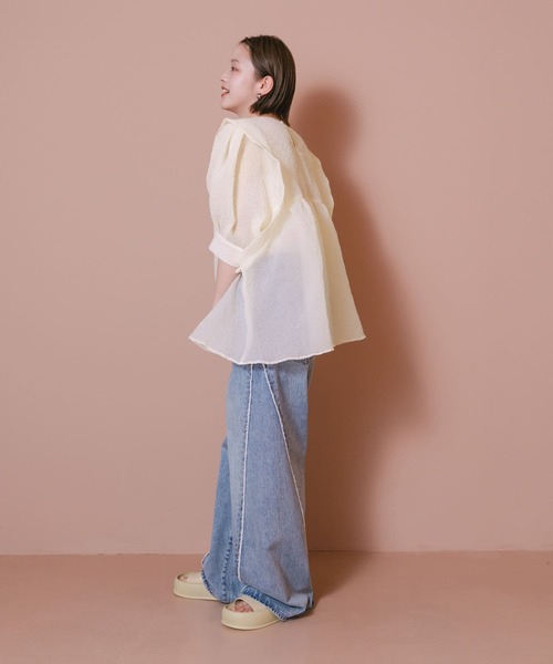 KBF(ケイビーエフ)の「シアーブークレブラウス(シャツ/ブラウス・レディース・アイボリー/ブルー/チャコールグレー・ONE)」の16枚目の写真