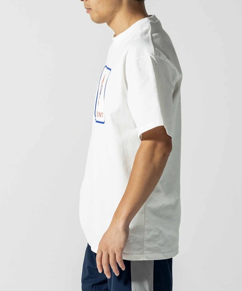 INHABITANT(インハビタント)の「inhabitant(インハビタント)リバイバル ドックプリント 半袖Tシャツ(Tシャツ/カットソー・メンズ・ブラック/ライトブルー/グリーン/ホワイト・L/M)」の20枚目の写真