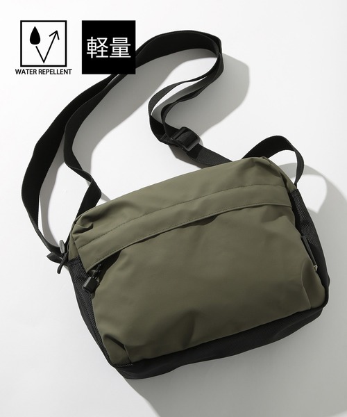 FORECAST(フォーキャスト)の「撥水加工で雨の日も安心【FORECAST】防水コーティング 軽量スクエアショルダーバッグ ボディバッグ キャンプ アウトドア ライブ フェス 旅行 買い物 9143(ボディバッグ/ウエストポーチ・メンズ・ブラック/グレー/オリーブ・FREE)」の14枚目の写真