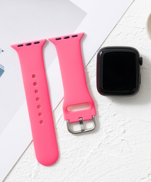 emonique(エモニーク)の「シリコン製 Apple Watch バンド スマートウォッチバンド【38/40/41/42/44/45/49mm対応】(デジタル腕時計・メンズ・フューシャピンク/イエロー/ピンク/ネイビー/ブラック/ホワイト/ダークパープル/ライトグレー/ダークグレー/ミント/フレッシュイエロー/レモンイエロー・42/38)」の12枚目の写真