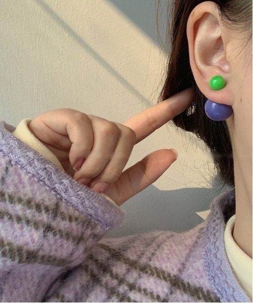 tood.(トード)の「【tood.】お気に入り10,000人突破!キャンディーピアス(ピアス(両耳用)・レディース・パープル/マスタード/ホワイト系/モスグリーン/グレー系/バーガンディー/ホワイト系2/パープル系1/シルバー系/ブラック/ブラック系1/クリアグリーン/サックスブルー系1/レッド系1/ブラウン系1/ワイン系1/ブルー系1/レッド・FREE)」の22枚目の写真