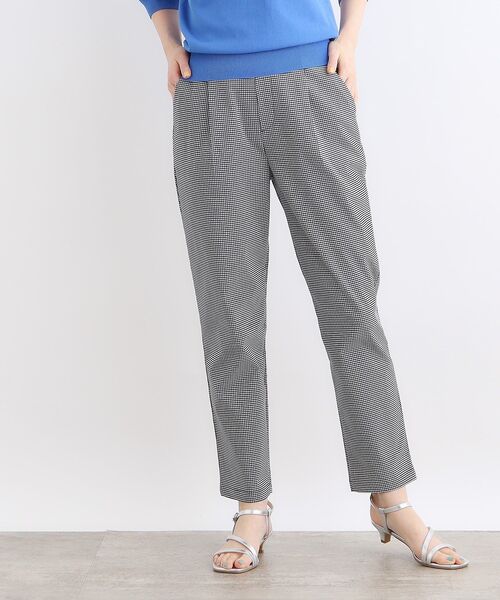 grove（グローブ）の「◆＜接触冷感・多サイズ＞サマーハイパーストレッチテーパードパンツ（その他パンツ・レディース・ネイビー/ベージュ/ブラック系1/カーキ/ブラック/ライトグレー系7・03/02/00/01/04/05）」の19枚目の写真