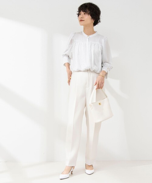 NOLLEY’S（ノーリーズ）の「5分袖ギャザーブラウス（シャツ/ブラウス・レディース・ホワイト系その他2/サックスブルー/ベビーピンク/オフホワイト/ネイビー・38）」の12枚目の写真