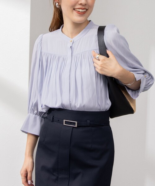 NOLLEY’S（ノーリーズ）の「5分袖ギャザーブラウス（シャツ/ブラウス・レディース・ホワイト系その他2/サックスブルー/ベビーピンク/オフホワイト/ネイビー・38）」の17枚目の写真