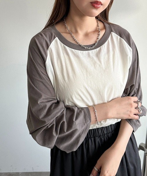 apres jour mignon(アプレジュールミニョン)の「シアーラグランロンT【ZOZOTOWN限定アイテム】(Tシャツ/カットソー・レディース・ネイビー/チャコールグレー/ブラック・X-LARGE/フリー)」の2枚目の写真