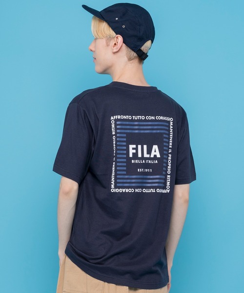 FILA(フィラ)の「FILA フィラ ブランド ロゴ バックプリント 綿 半袖 Tシャツ ティーシャツ(Tシャツ/カットソー・メンズ・ホワイト系2/ホワイト系1/ブラック系1/ブルー系1/ブラック系2/ベージュ系2/ベージュ系1/ネイビー系2/ネイビー系1・L/M/LL)」の8枚目の写真