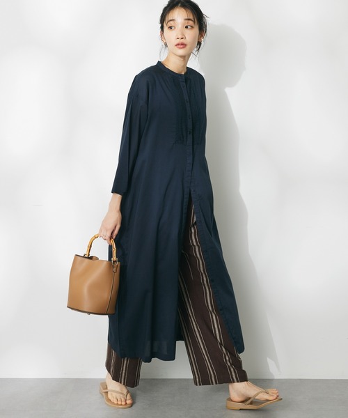 CRAFT STANDARD BOUTIQUE（クラフトスタンダードブティック）の「インド綿混レース使いワンピース（ワンピース・レディース・オフホワイト/ダークネイビー・FREE）」の2枚目の写真