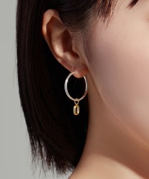 LAH（エルエーエイチ）の「チャーム（チャーム）」