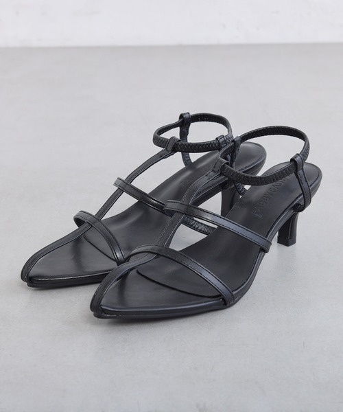 PUAL CE CIN（ピュアルセシン）の「ポインテッドトゥＴストラップピンヒールサンダル（サンダル・レディース・ブラック・MEDIUM/LARGE）」の11枚目の写真