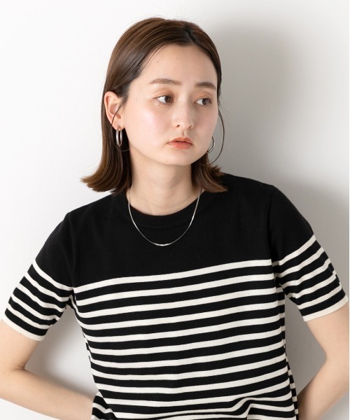 ad thie（アドティエ）の「カラーボーダー 半袖ニット（ニット/セーター・レディース・ブラック/アイボリー/ブルー・FREE）」の8枚目の写真