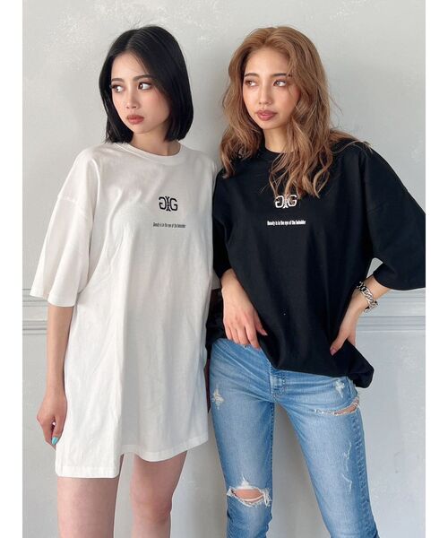 GYDA(ジェイダ)の「【WEB限定】Symmetry GYDA BIG Tシャツ(Tシャツ/カットソー・レディース・オフホワイト/ブラック・FREE)」の13枚目の写真