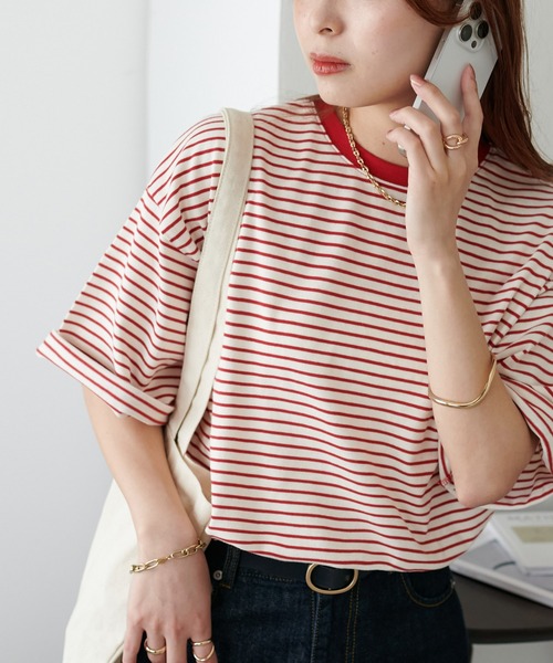 DISCOAT(ディスコート)の「【17色展開】ビック半袖Tシャツ≪WEB限定≫(Tシャツ/カットソー・レディース・ホワイト/チャコールグレー/ライトブルー/ブラック/ホワイト×ブラック/ホワイト×レッド/ベージュ系その他2/ピンク系その他/グレイッシュベージュ/ライトピンク/ホワイト×ネイビー/ブラック×ホワイト/グレー×ホワイト/ベージュ系その他/ダークグレー/ピンク系その他2/サンドベージュ・MEDIUM)」の3枚目の写真
