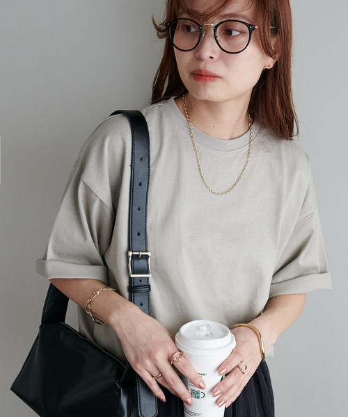 DISCOAT(ディスコート)の「【17色展開】ビック半袖Tシャツ≪WEB限定≫(Tシャツ/カットソー・レディース・ホワイト/チャコールグレー/ライトブルー/ブラック/ホワイト×ブラック/ホワイト×レッド/ベージュ系その他2/ピンク系その他/グレイッシュベージュ/ライトピンク/ホワイト×ネイビー/ブラック×ホワイト/グレー×ホワイト/ベージュ系その他/ダークグレー/ピンク系その他2/サンドベージュ・MEDIUM)」の12枚目の写真